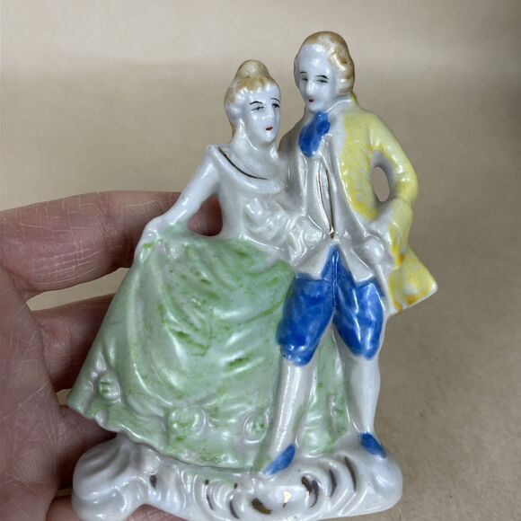 Occupied Japan Porcelain Handpainted‎ Figurine Victorian Courting Couple 3.5” - Picture 2 of 4